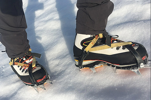 Использование альпинистских ботинок с кошками