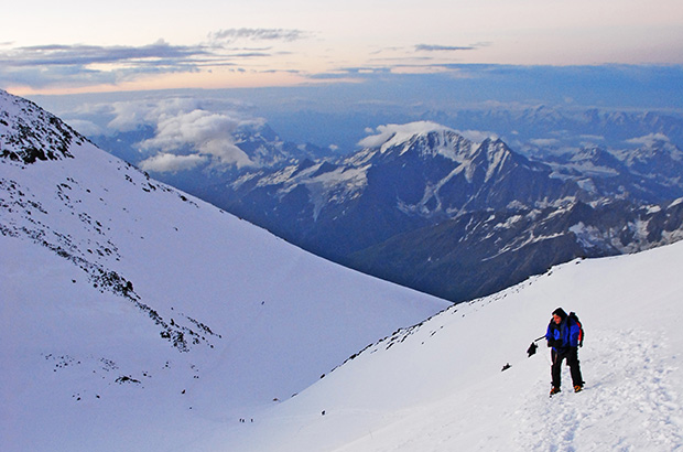 A section of the slope of the Western Summit of Mount Elbrus, where a stationary fixed rope is usually hung