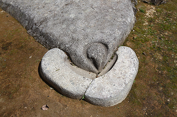 Эта каменная конструкция называется Клюв Кондора. Считается, что это место использовалось для жертвоприношений