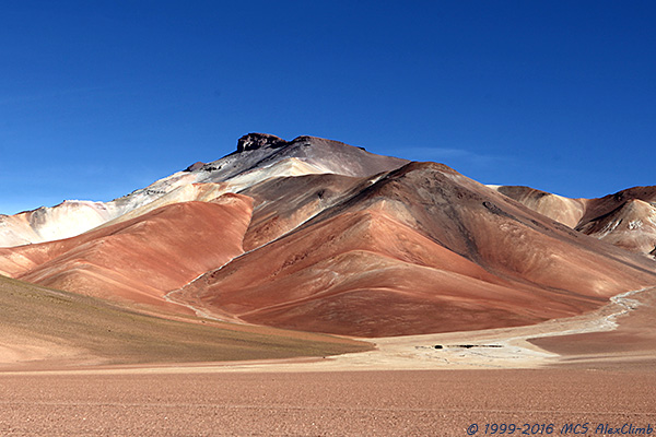 Mountain climbing, trekking and sightseeing in Cordellera Real, Bolivia