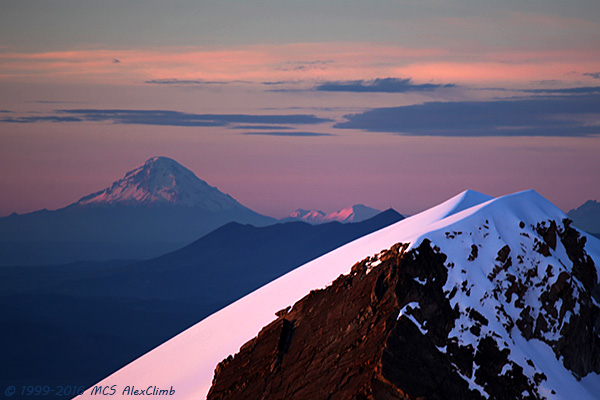 Mountain climbing, trekking and sightseeing in Cordellera Real, Bolivia