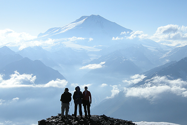 Russian Caucasus - climbing Elbrus, Shkhara, Dykh Tau